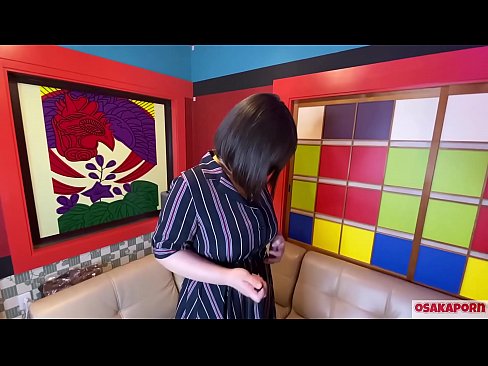 ❤️ Puttana giapponese con grandi tette si masturba con sex toys e ha un orgasmo. Parla in un'intervista della sua esperienza di scopata. Tette enormi e figa pelosa che geme forte. Osakaporn Video di sessoal it.downloadassertion.top ❌️❤